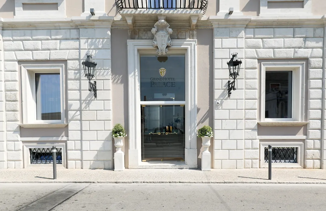 Grand Hotel Palace-1